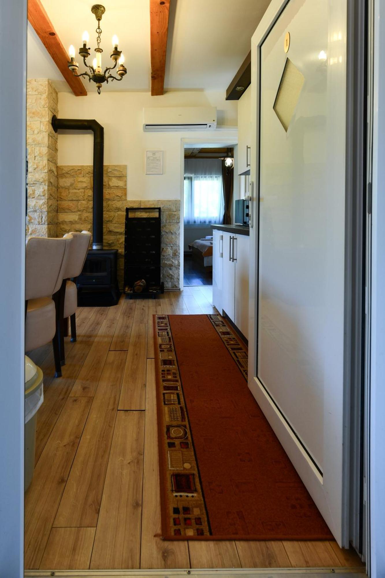 סליסטה דרזניקו Apartments Bramado מראה חיצוני תמונה